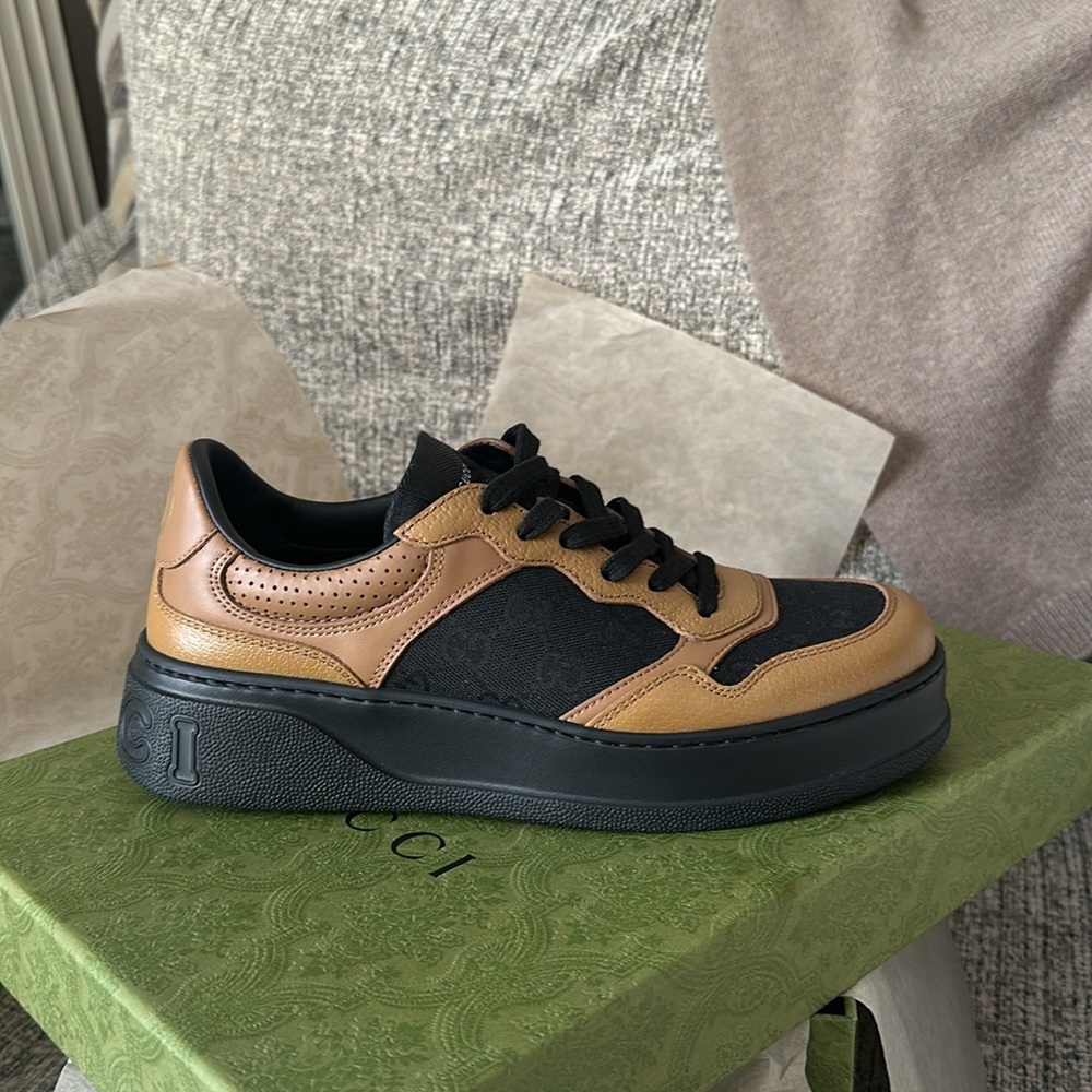 GUCCI Sneaker 39.5-40